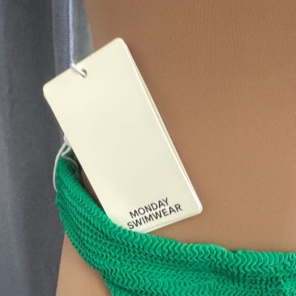 Monday Green Halter Bikini Set - Picture 2 of 16